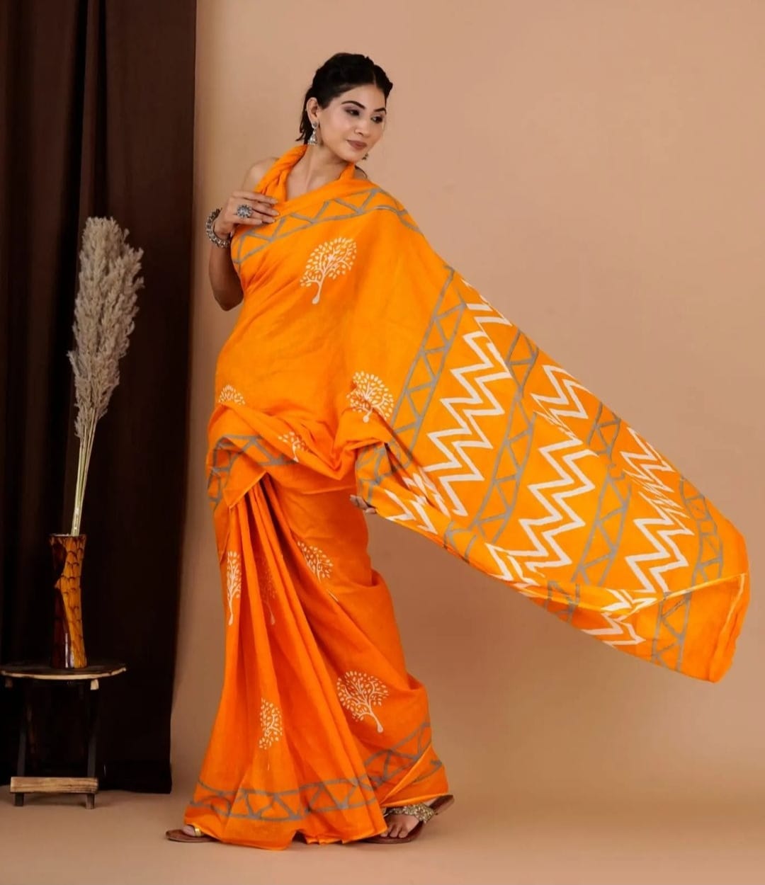 VK 4121 Cotton Printed Daily Wear Sarees Catalog